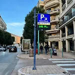 Prato - Near The In Apartamento Menton