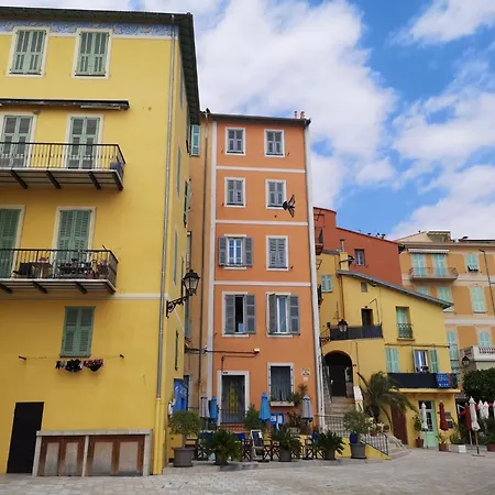 Prato - Near The In * Menton