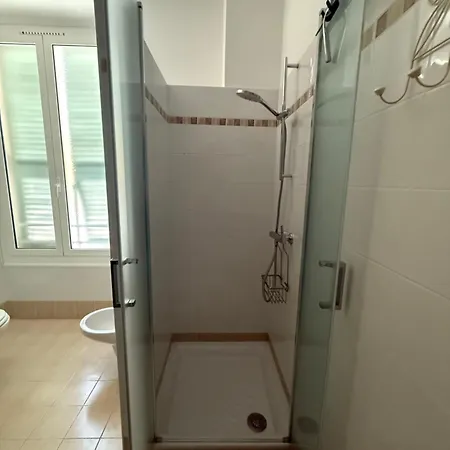 Apartment Prato - Near The In